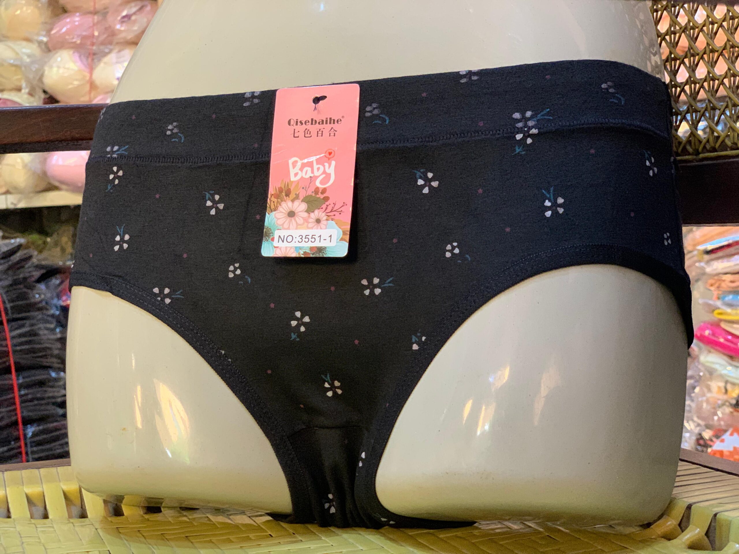 Ladies underwear - Image 4